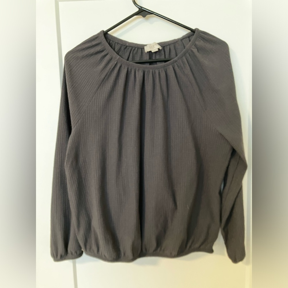 LOFT Gray Pleated Long Sleeve Blouse